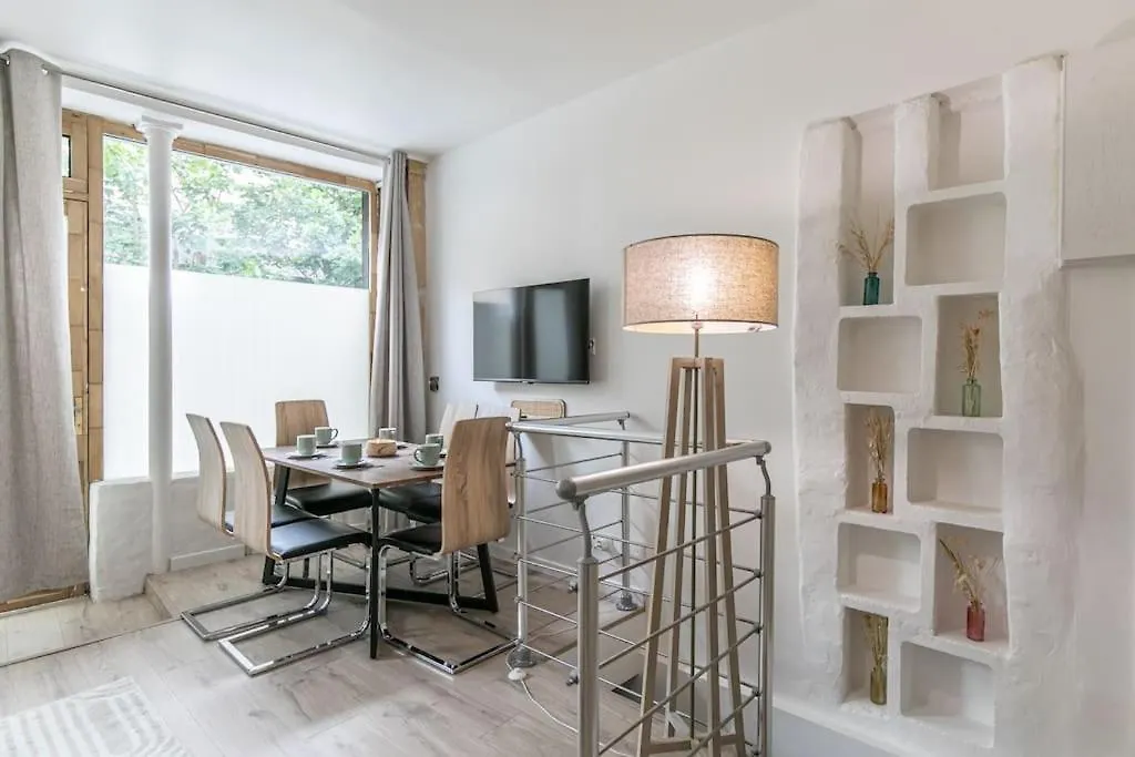 Cosy Appartement Paris 20E Apartamento