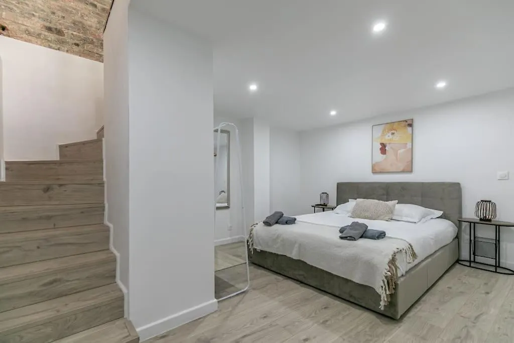 Cosy Appartement Paris 20E