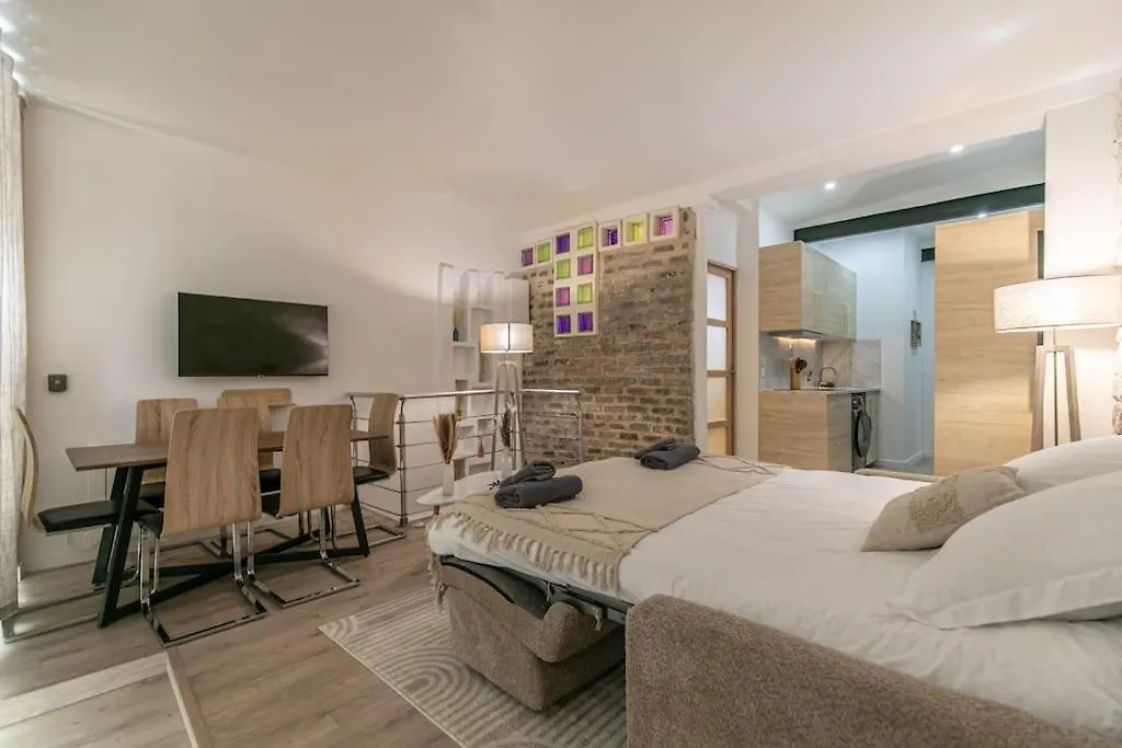Cosy Appartement Paris 20E