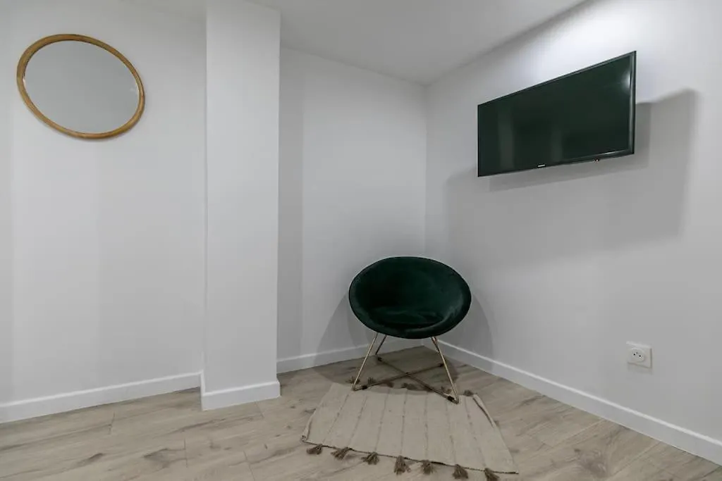 Cosy Appartement Paris 20E