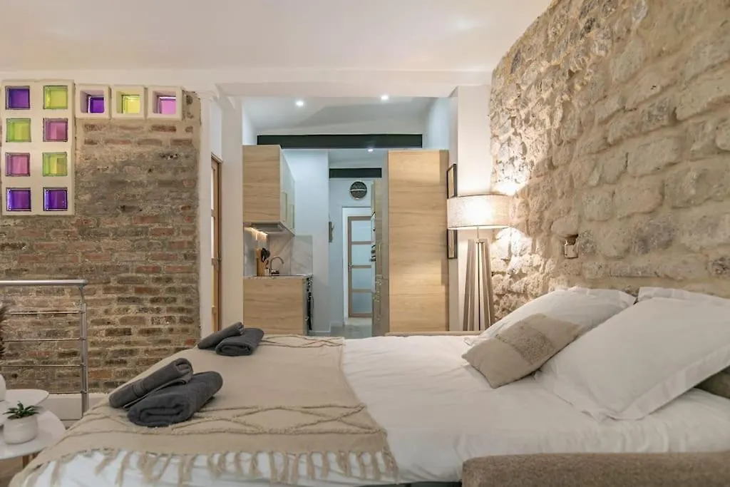 Cosy Appartement Paris 20E